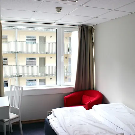 Отель Thon Sandviken Brygge 3*